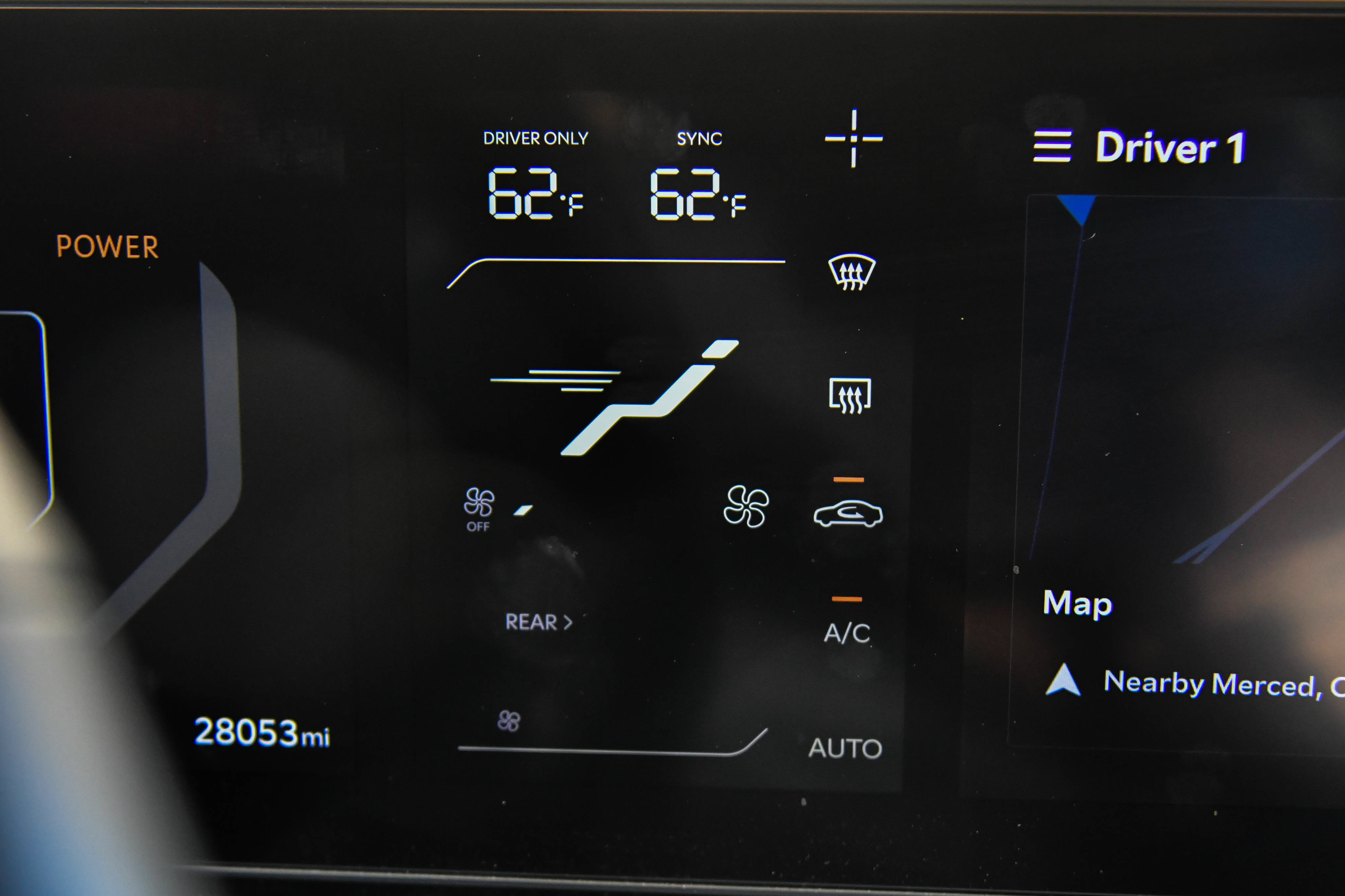 Used 2024 Kia EV9 Light Long Range RWD image 29