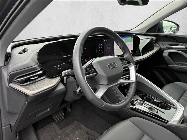 Used 2025 Audi Q5 Premium w/ Convenience Package AWD/4WD image 10
