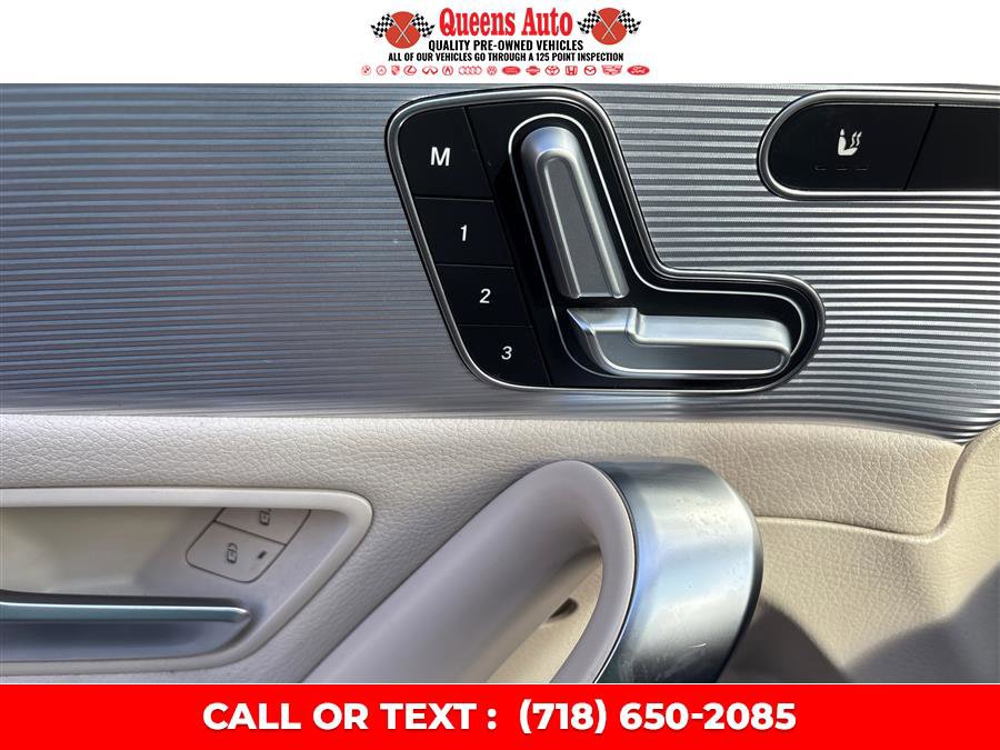 Used 2021 Mercedes-Benz CLA 250 w/ Premium Package image 45