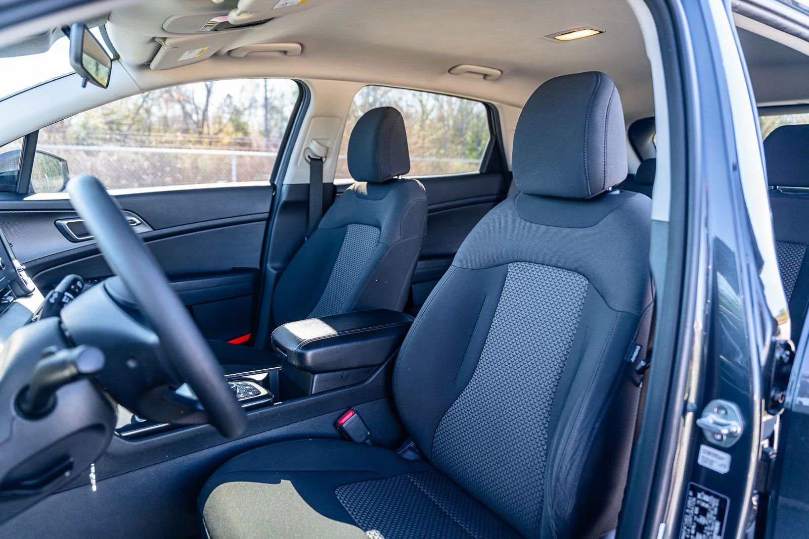 Used 2023 Kia Sportage LX image 19