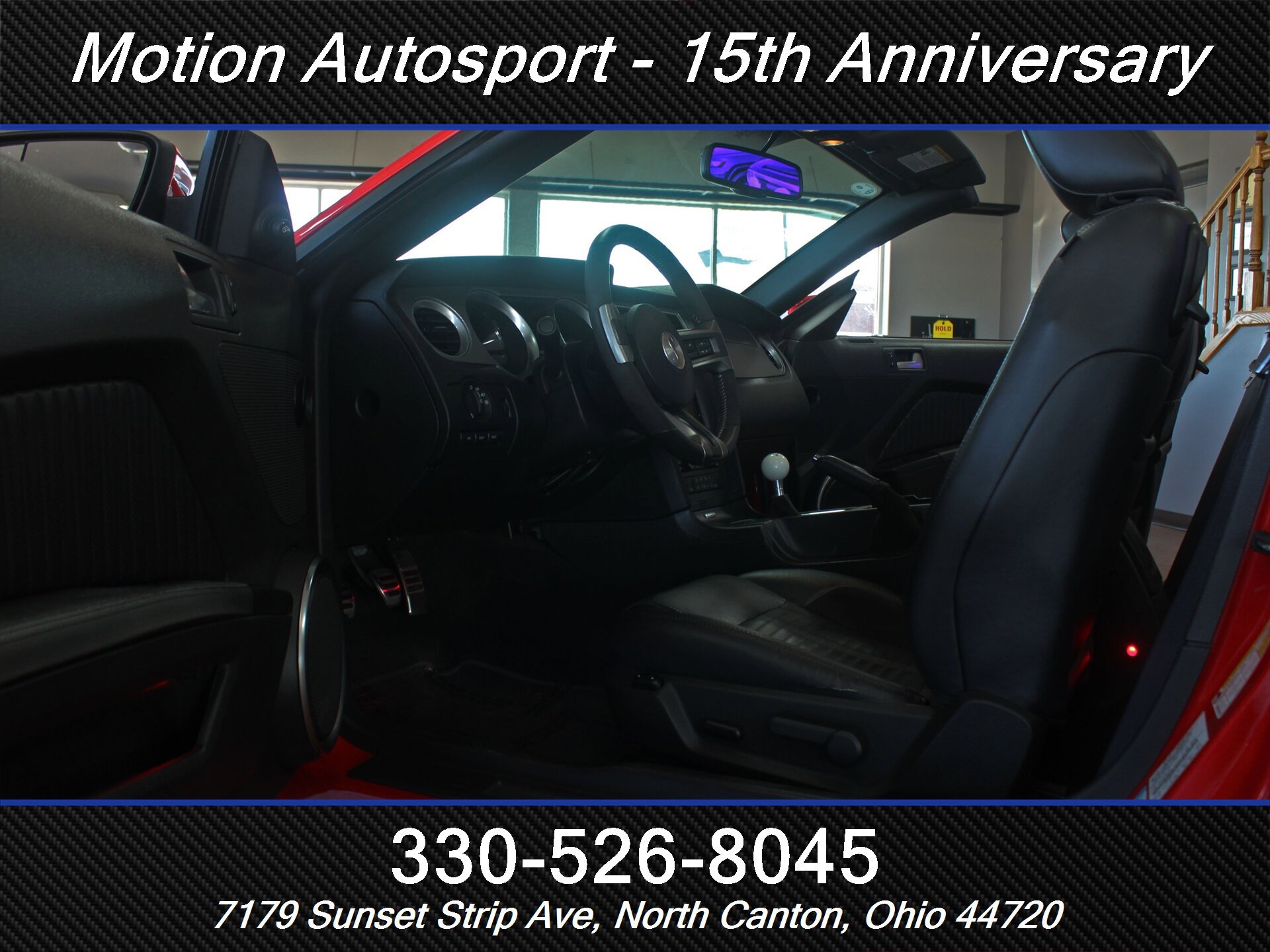Used 2011 Ford Mustang Shelby GT500 w/ SVT Performance Pkg image 19