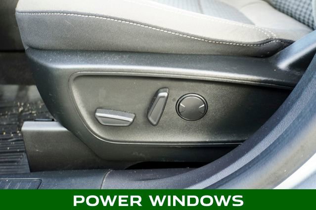 Used 2022 Ford Escape SE w/ Cold Weather Package image 13