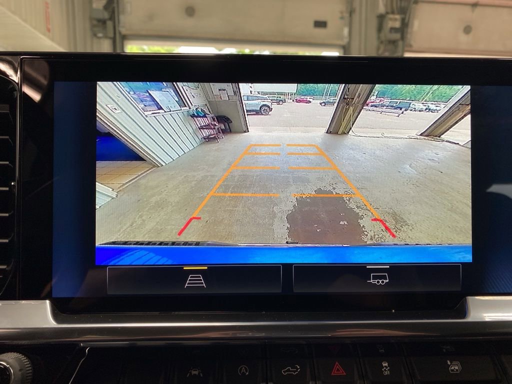 New 2025 Chevrolet Silverado 1500 LT image 9