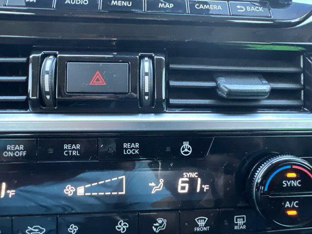 Used 2024 Nissan Pathfinder SL w/ SL Premium Package AWD/4WD image 41