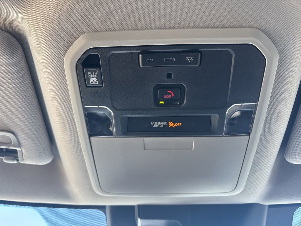 Used 2022 Toyota Tundra SR5 w/ Advanced Technology Package image 23