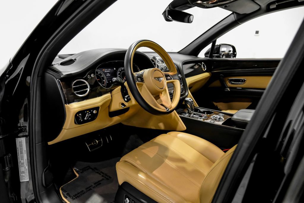 Used 2019 Bentley Bentayga image 5