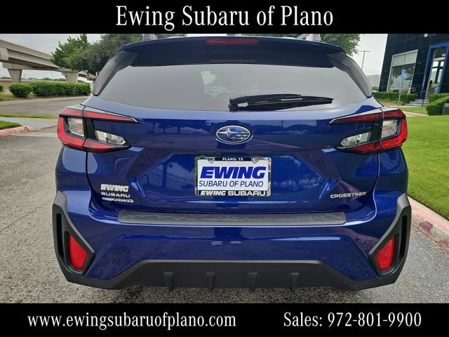 Used 2024 Subaru Crosstrek 2.0i Premium AWD/4WD image 4