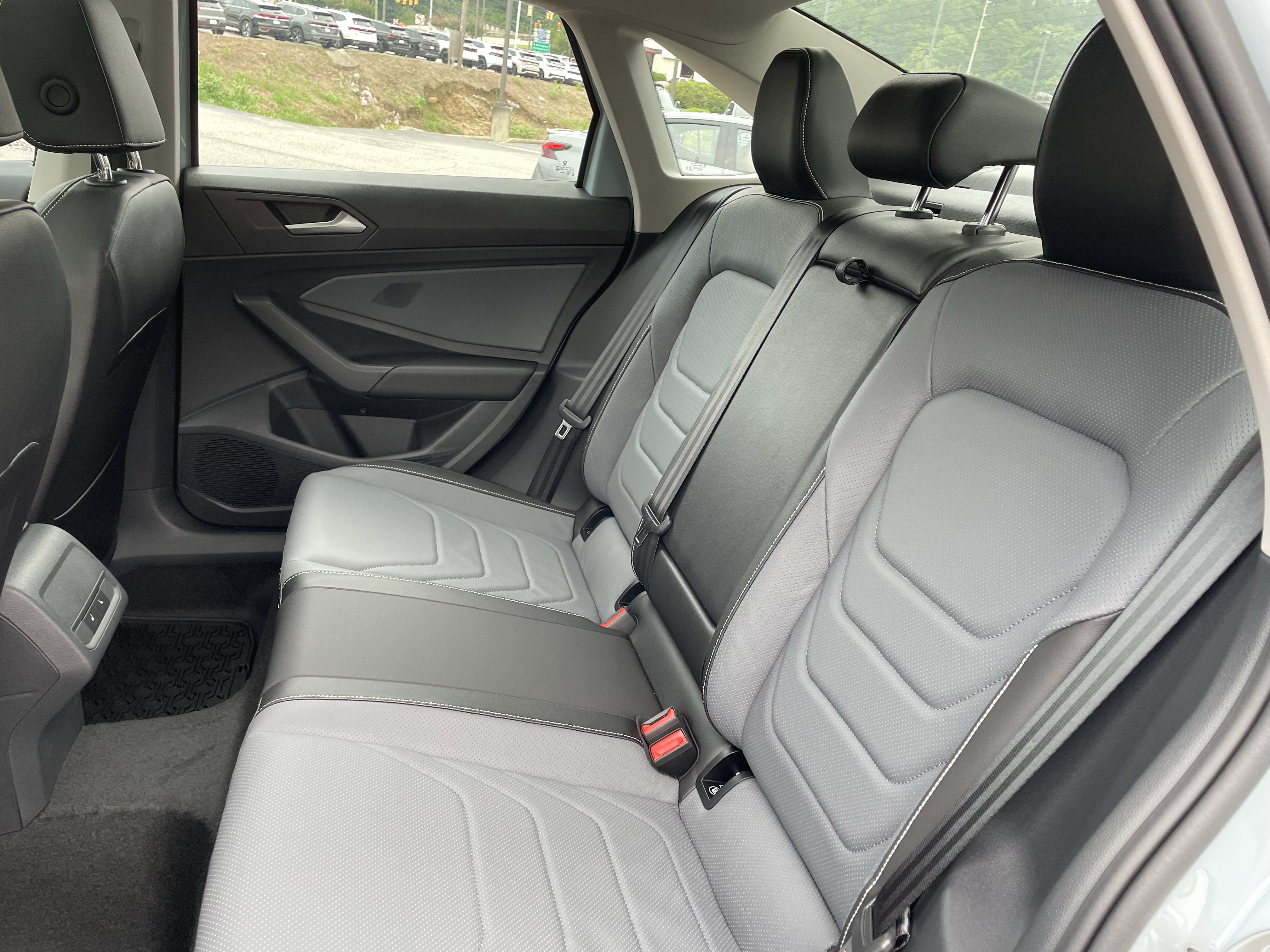 New 2026 Volkswagen Jetta SEL FWD image 11