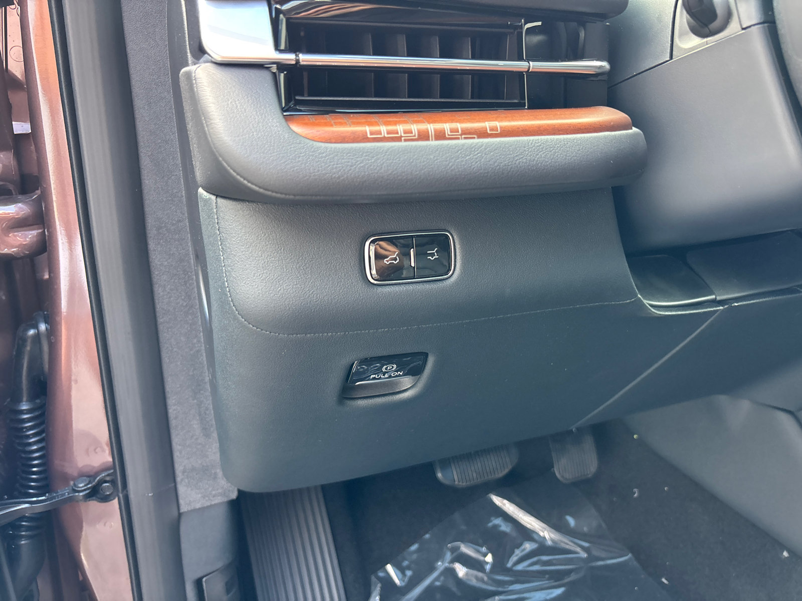 New 2027 Lincoln Navigator Black Label AWD/4WD image 13