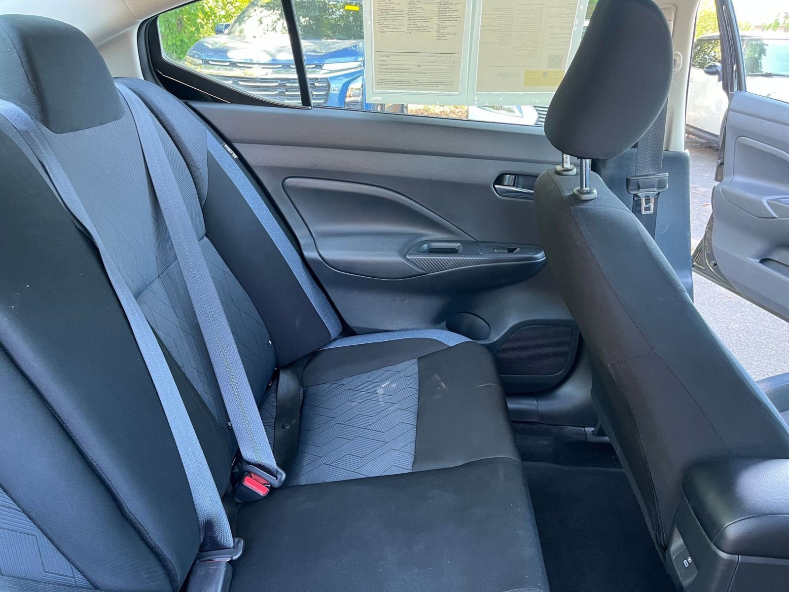 Used 2025 Nissan Versa SV FWD image 35
