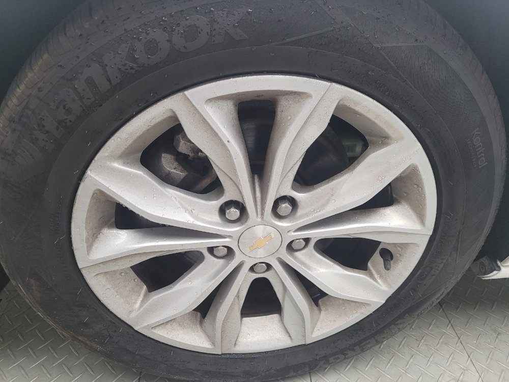 Used 2022 Chevrolet Malibu LT FWD image 31