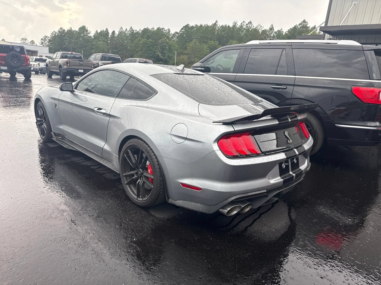 Used 2021 Ford Mustang Shelby GT500 RWD image 5
