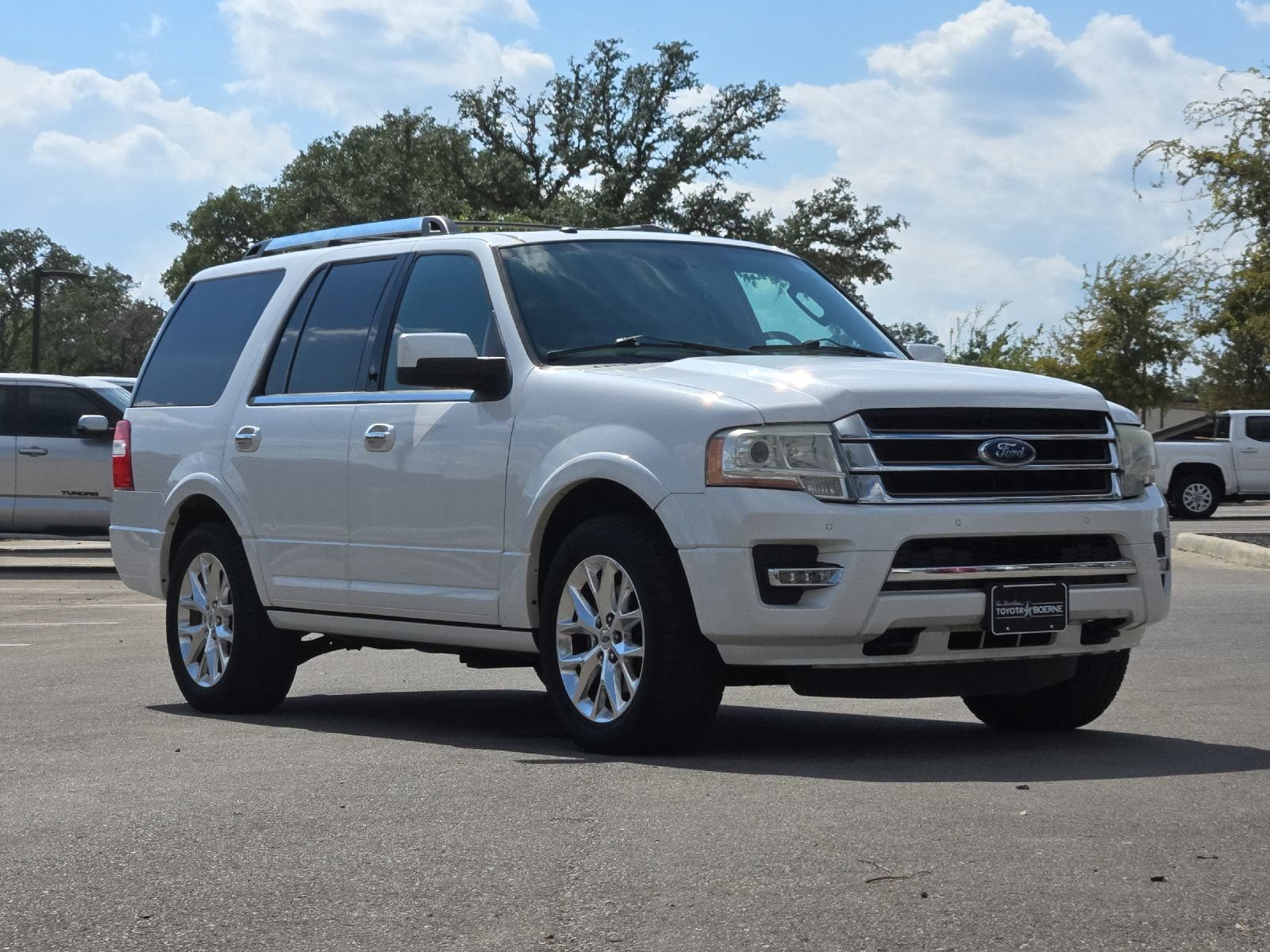 Used 2015 Ford Expedition Limited w/ Equipment Group 301A AWD/4WD image 7