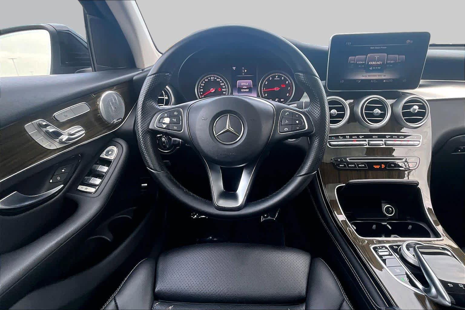Used 2016 Mercedes-Benz GLC 300 4MATIC image 6
