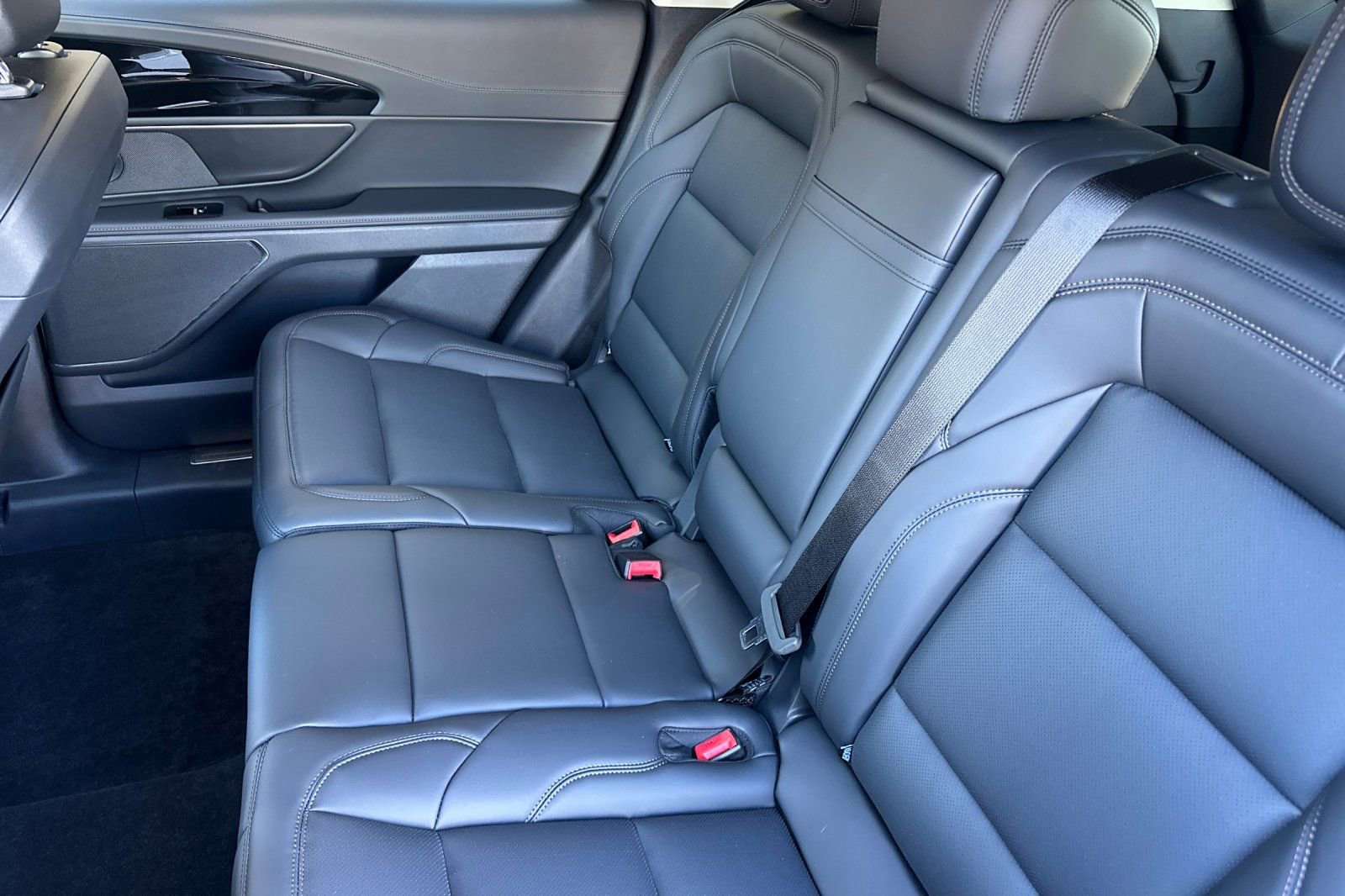 New 2026 Lincoln Nautilus Premier w/ Equipment Group 102A image 11