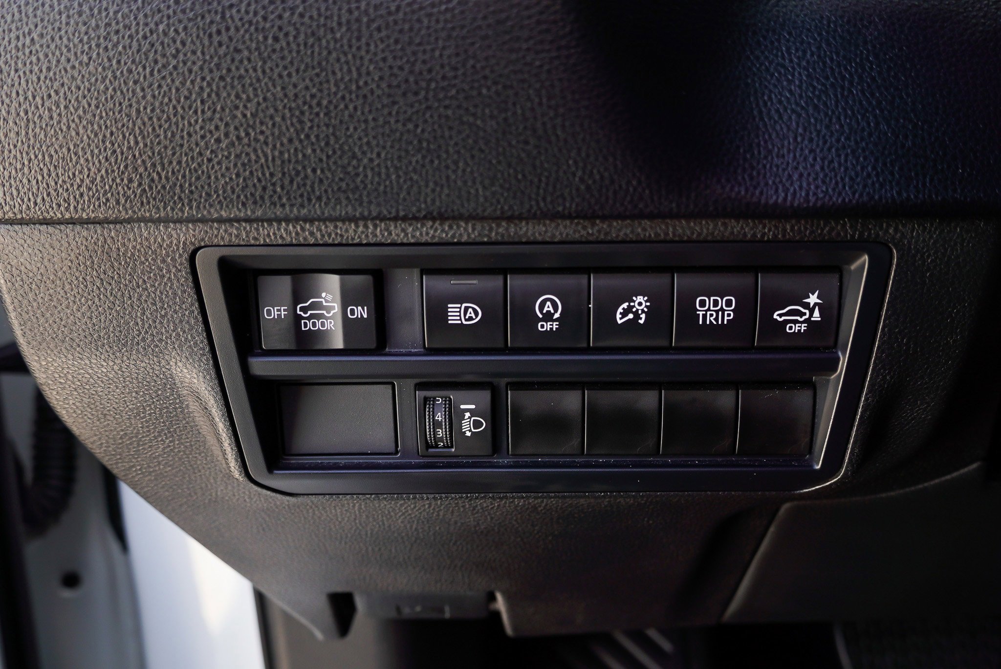 Used 2024 Toyota Tundra SR5 w/ SR5 Premium Package AWD/4WD image 18