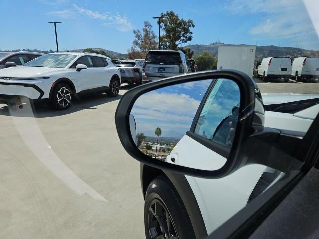 New 2026 Chevrolet Trax LT w/ Midnight Edition FWD image 19