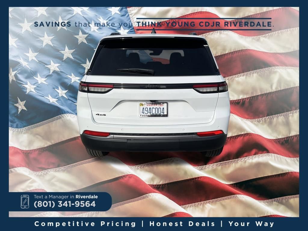 New 2026 Jeep Grand Cherokee Altitude image 4