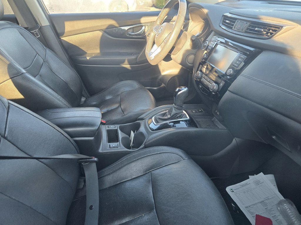 Used 2020 Nissan Rogue SL AWD/4WD image 12