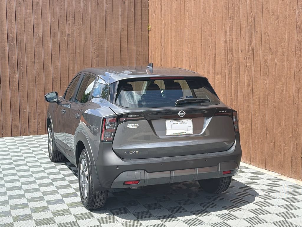 Used 2025 Nissan Kicks S FWD image 15