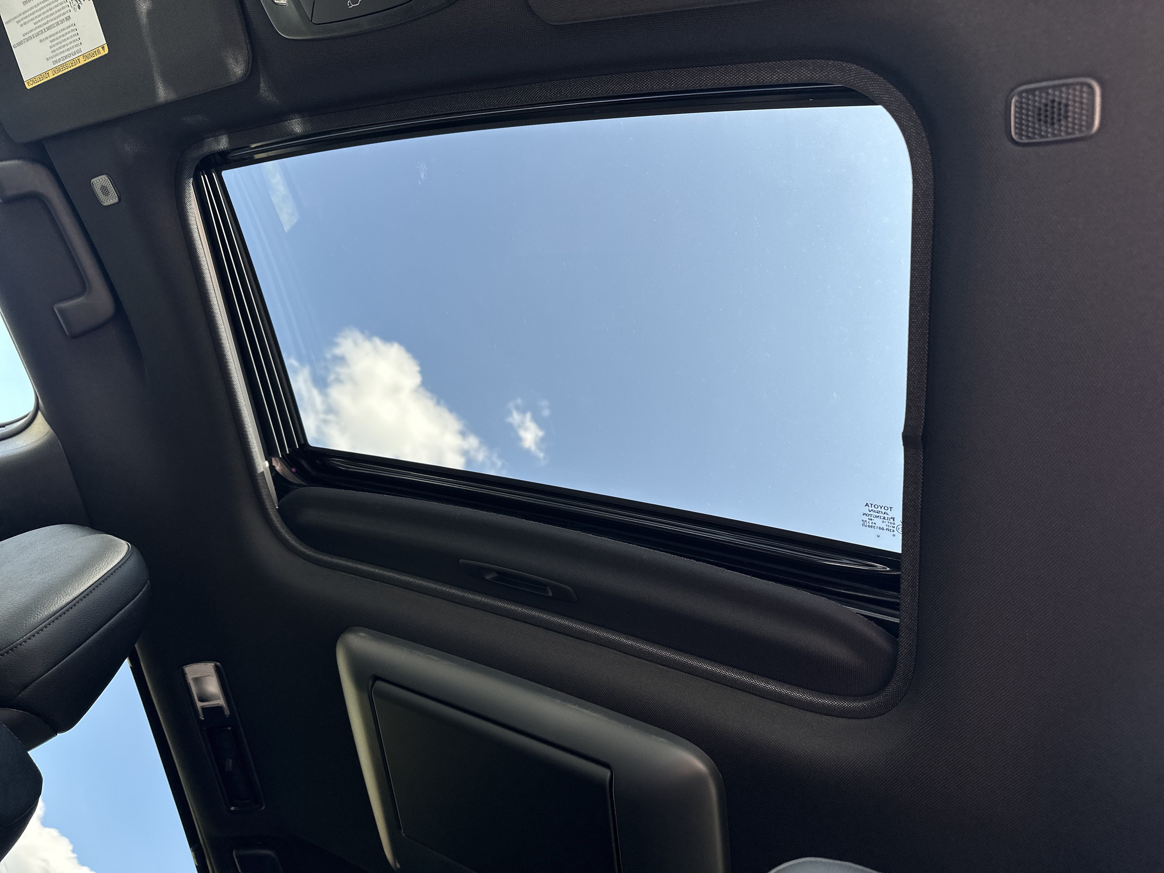 New 2026 Toyota Sienna Limited AWD/4WD image 14