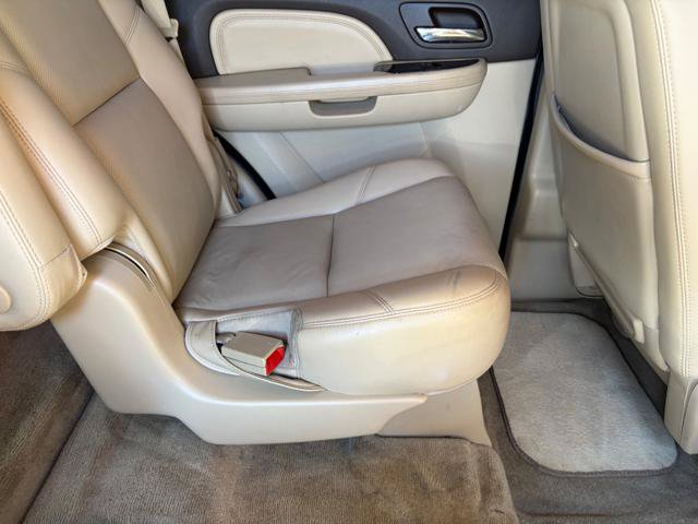 Used 2013 GMC Yukon Denali AWD/4WD image 11