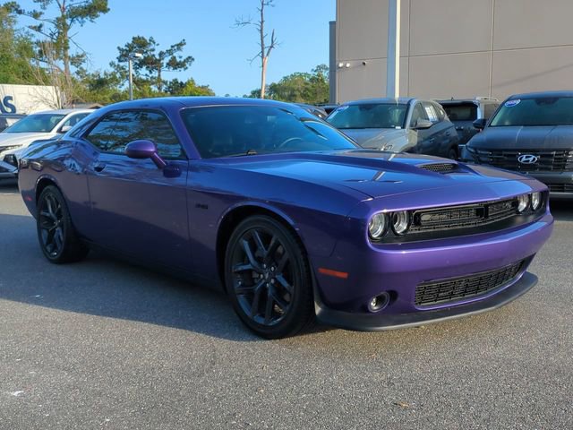 Used 2023 Dodge Challenger R/T w/ Plus Package image 3