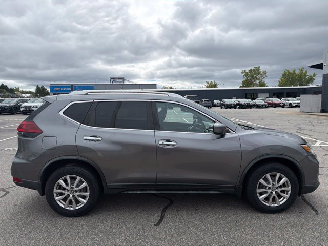 Used 2018 Nissan Rogue SV AWD/4WD image 4