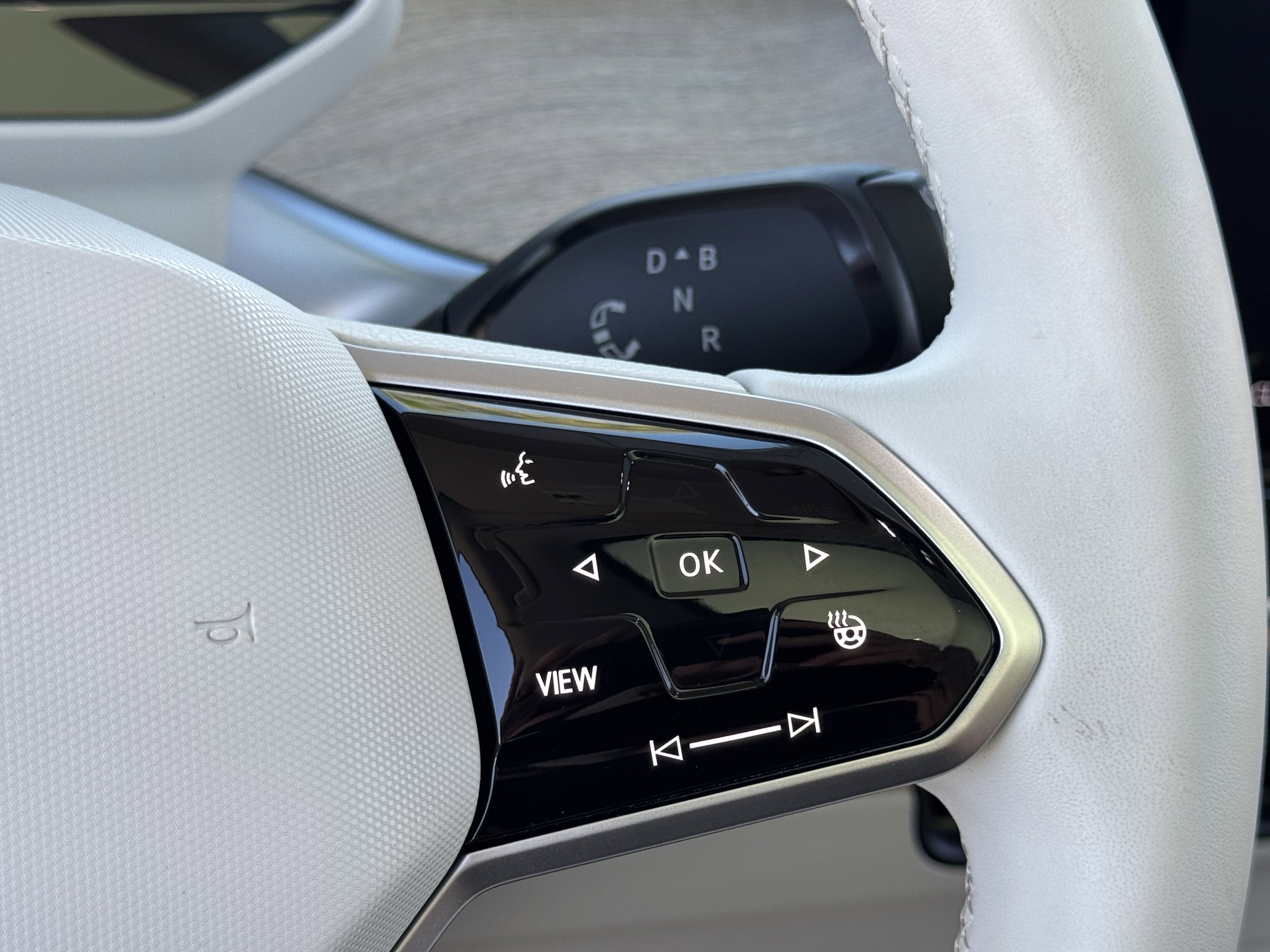 Used 2025 Volkswagen ID. Buzz 1st Edition image 20