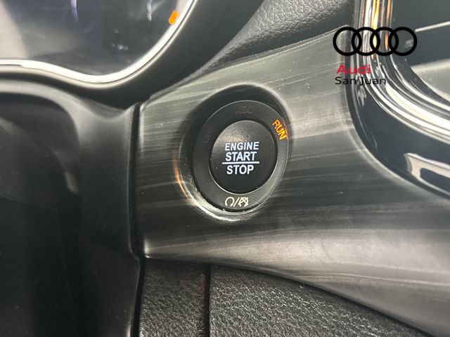 Used 2021 Jeep Grand Cherokee Laredo X image 31