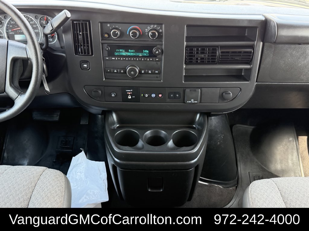 Used 2025 Chevrolet Express 3500 LT w/ LT Preferred Equipment Group RWD image 13