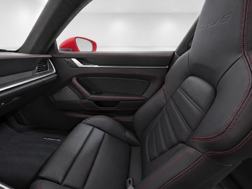 Certified 2022 Porsche 911 Turbo S AWD/4WD image 16