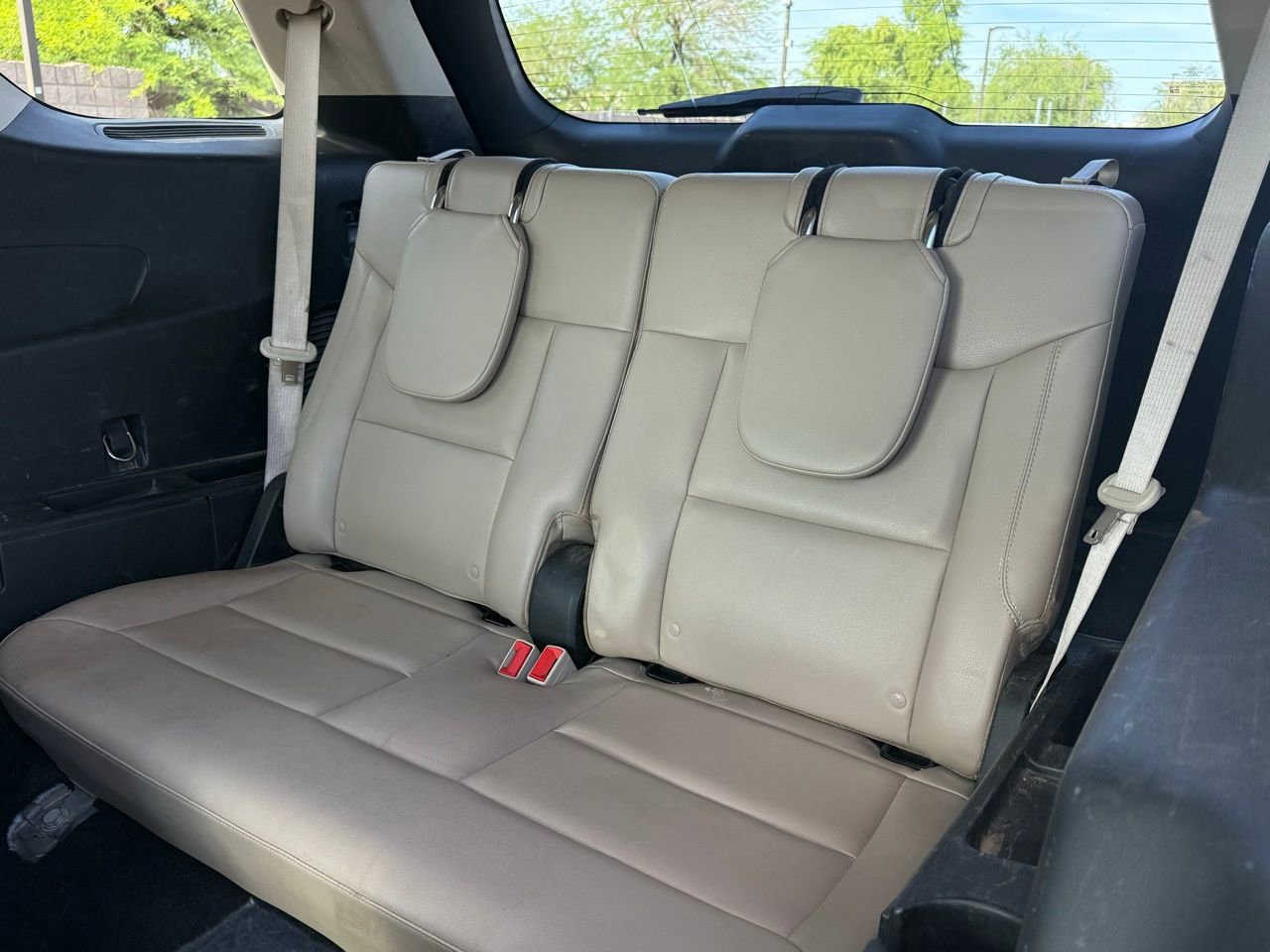 Used 2020 Ford Explorer Limited w/ Class III Trailer Tow Package RWD image 8