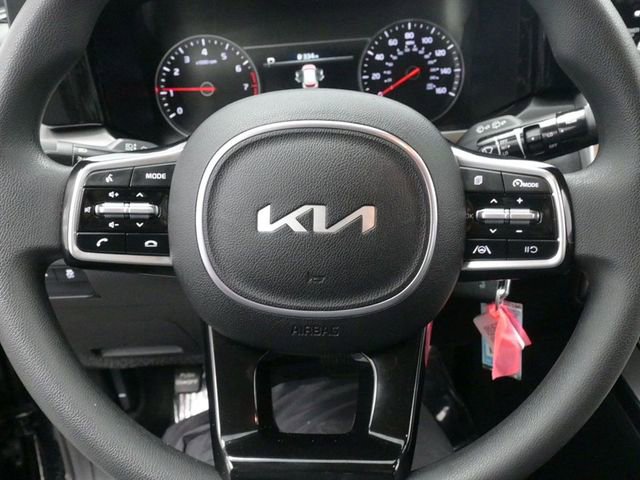 Used 2023 Kia Sorento LX image 22
