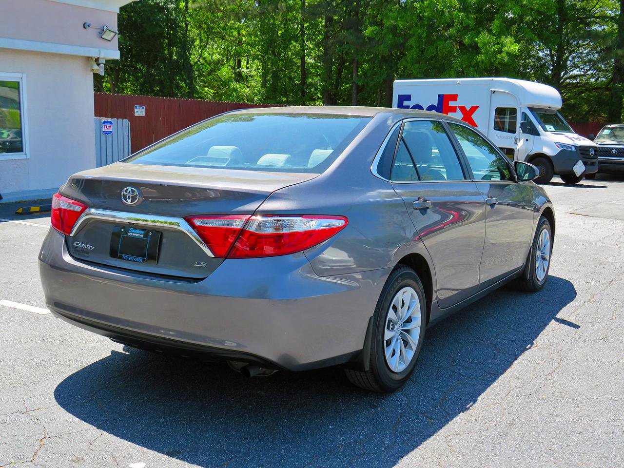 Used 2017 Toyota Camry LE FWD image 7