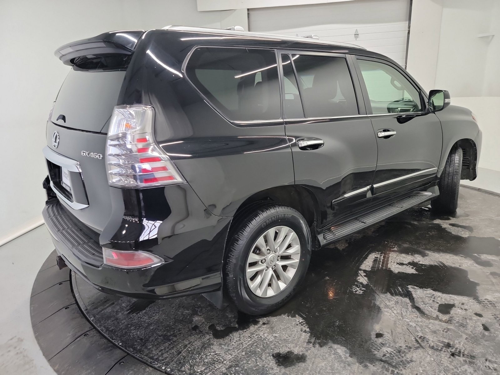 Used 2018 Lexus GX 460 image 9