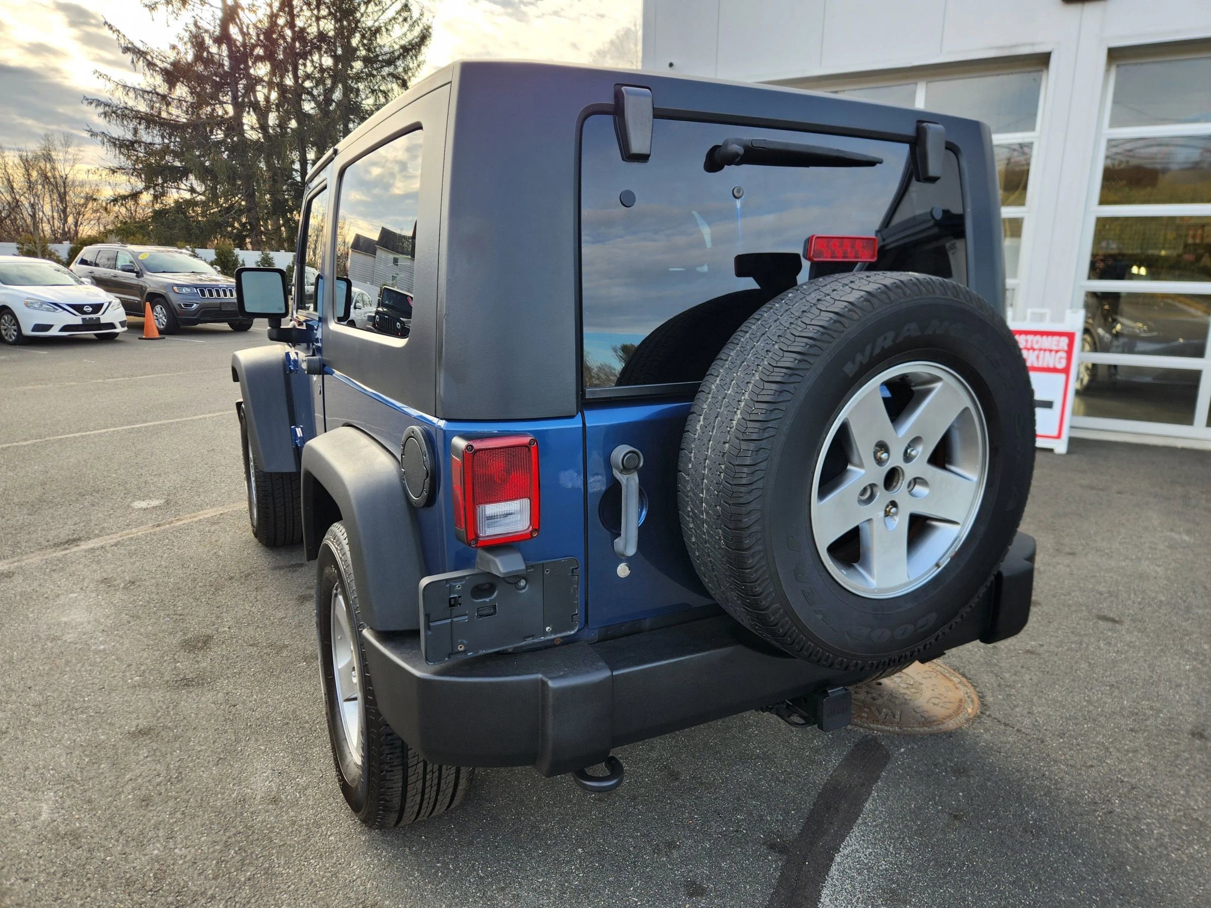 Used 2012 Jeep Wrangler Rubicon w/ Dual Top Group image 18