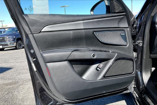 Used 2024 Maserati Grecale GT AWD/4WD image 22