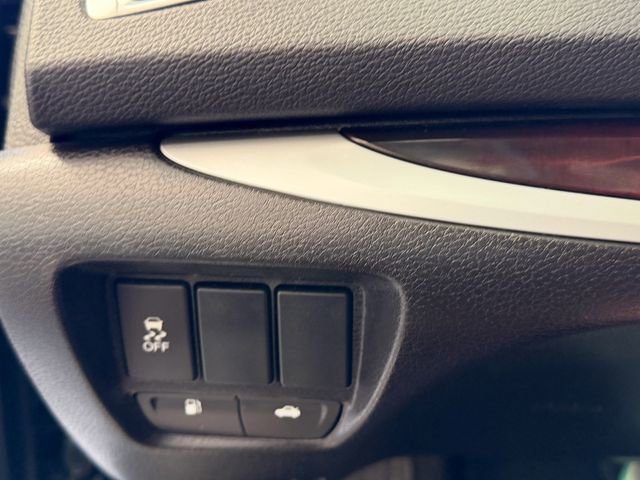 Used 2017 Acura TLX FWD image 22