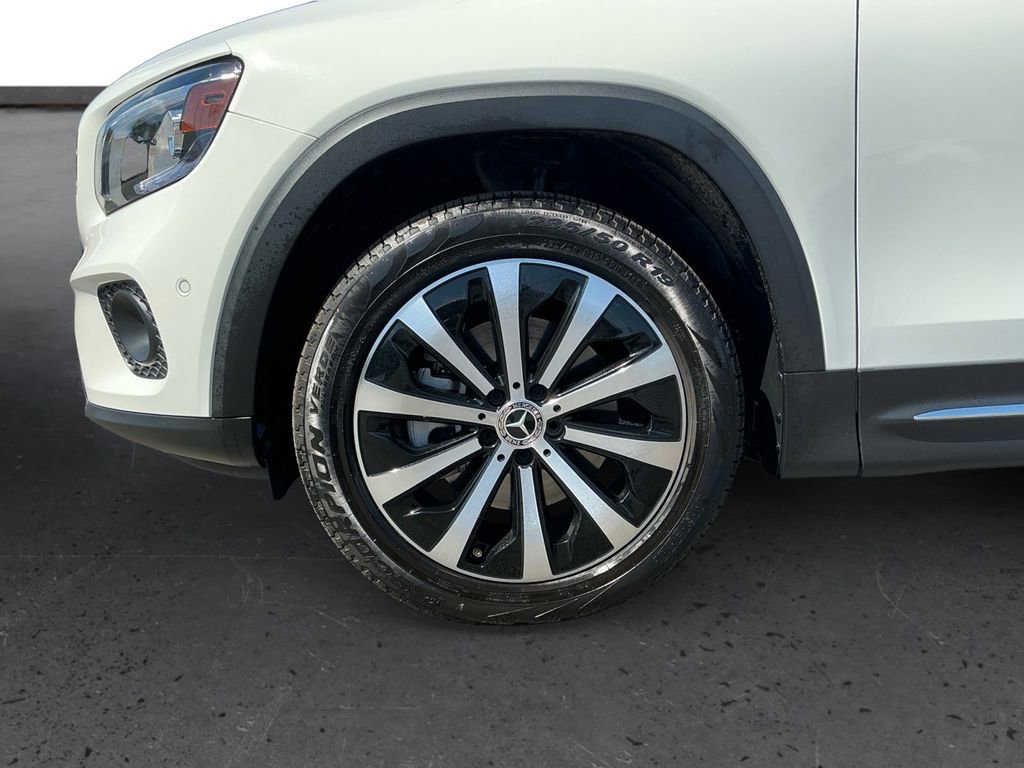 Used 2021 Mercedes-Benz GLB 250 image 13