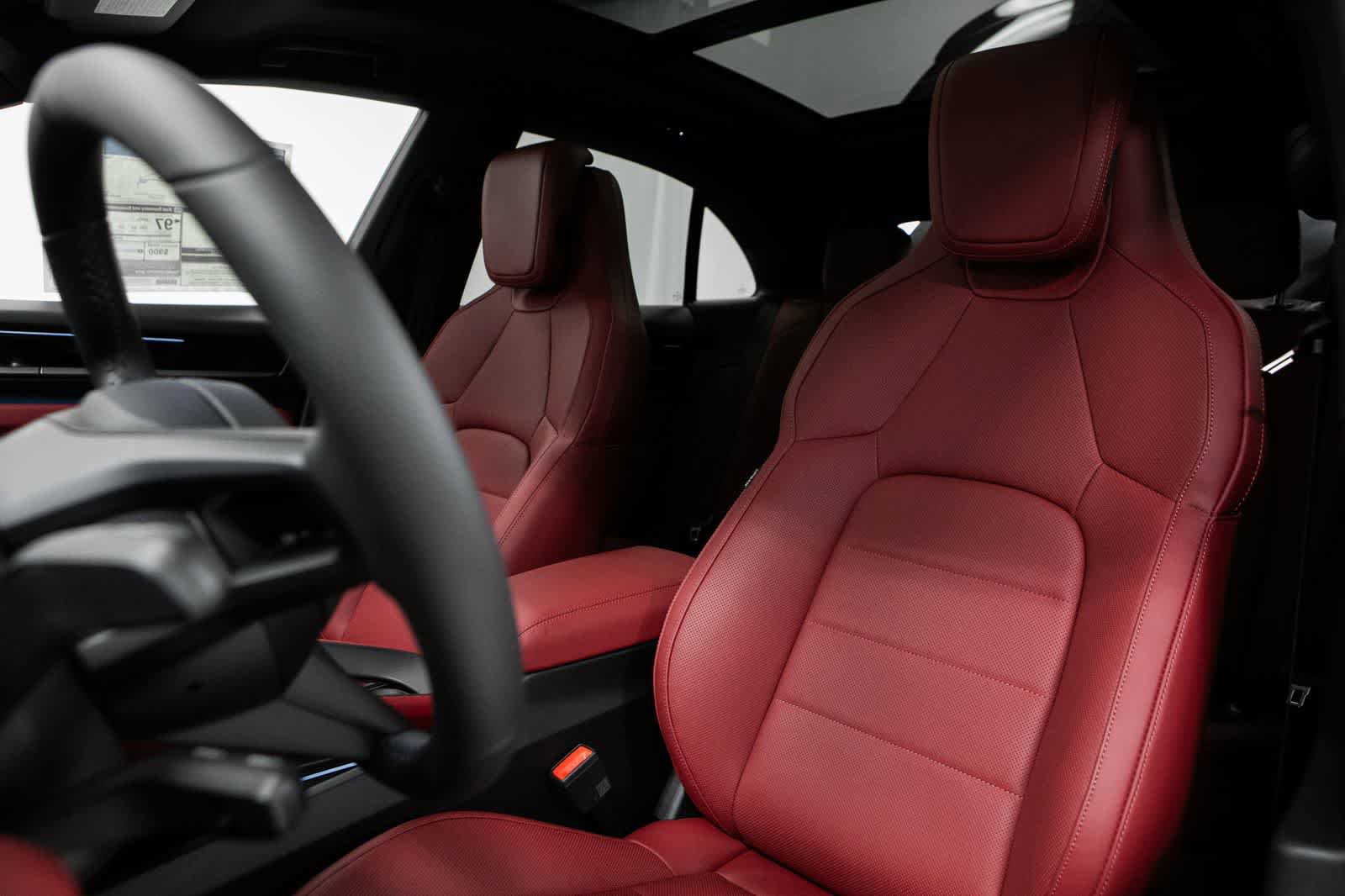 New 2026 Porsche Macan Electric RWD image 5
