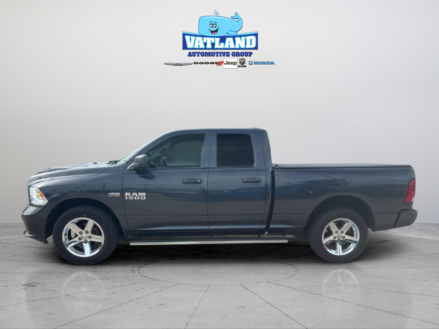 Certified 2017 RAM 1500 Express AWD/4WD image 2
