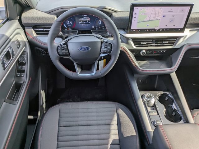 Certified 2026 Ford Explorer ST-Line w/ ST-Line Street Pack image 15