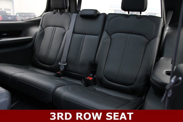 Used 2023 Jeep Grand Wagoneer Series II w/ Quick Order Packagew 28T image 18