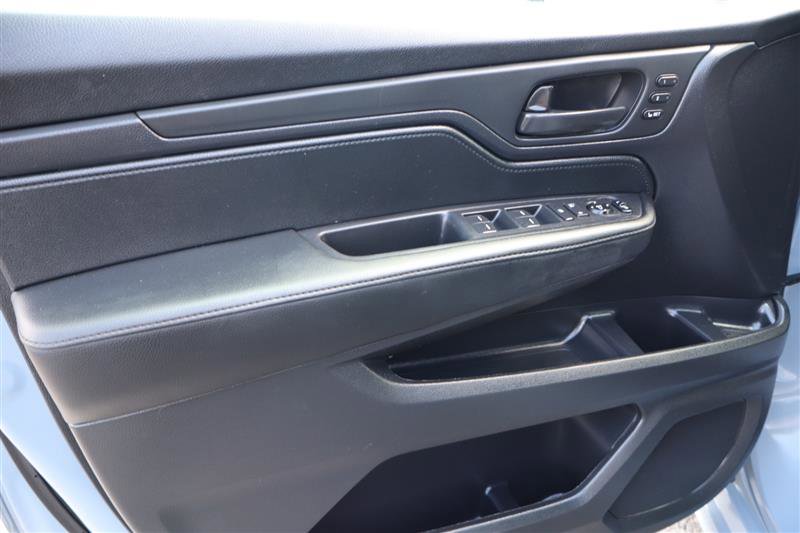 Used 2025 Honda Odyssey Sport-L image 8