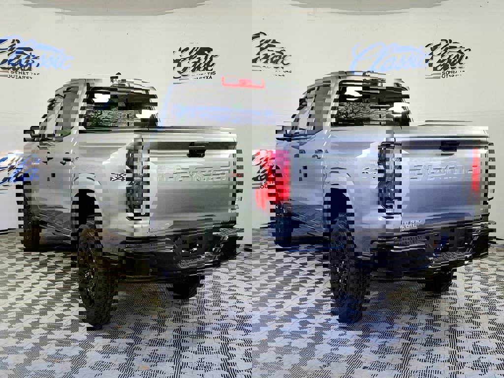 New 2026 Chevrolet Colorado W/T w/ WT Custom Package image 5