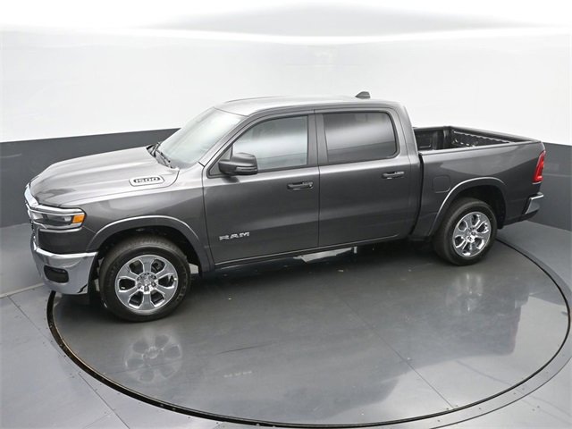 New 2026 RAM 1500 4x4 Crew Cab image 39
