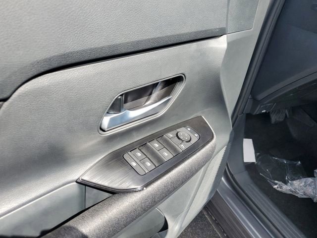 New 2026 Nissan Kicks SV image 10