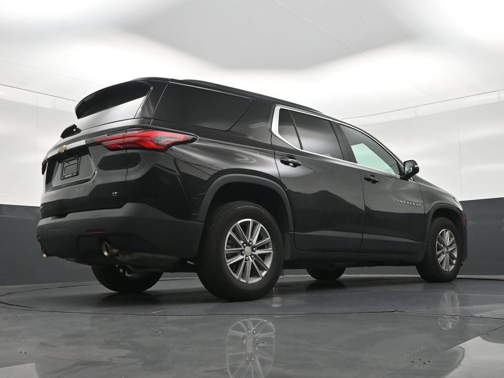 Used 2023 Chevrolet Traverse LT FWD image 28