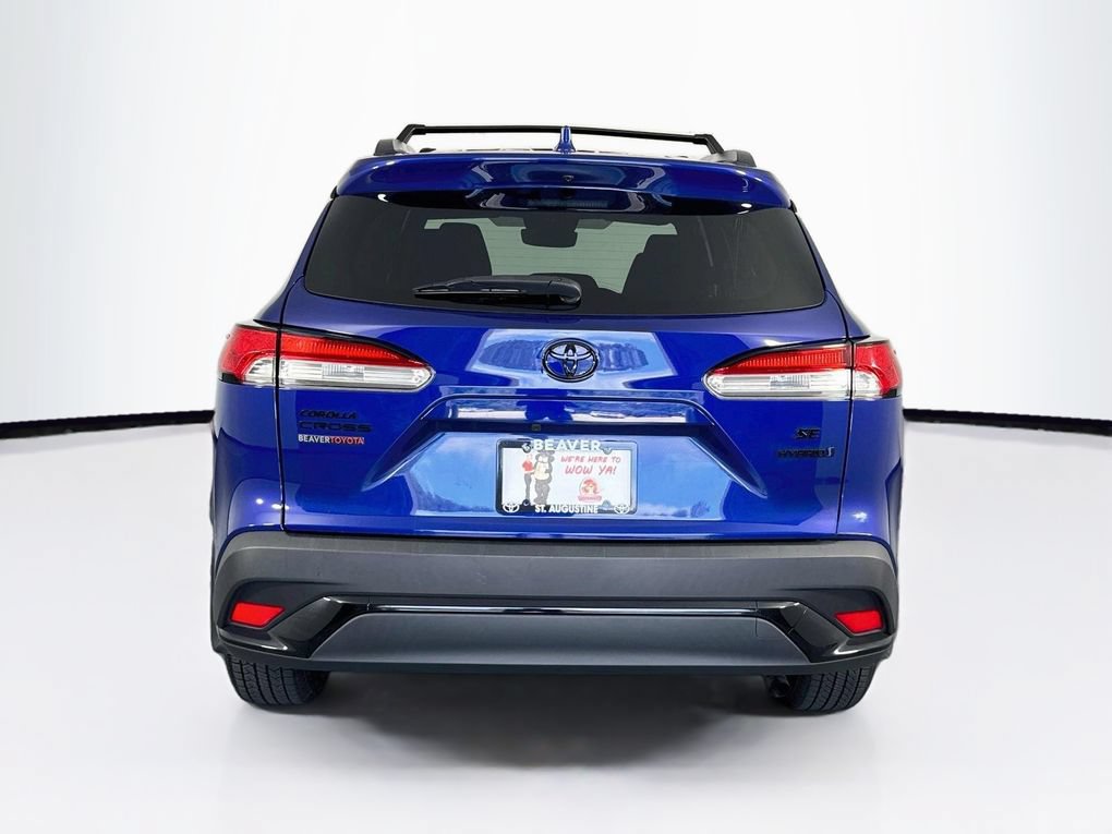 Used 2024 Toyota Corolla Cross AWD Hybrid image 8